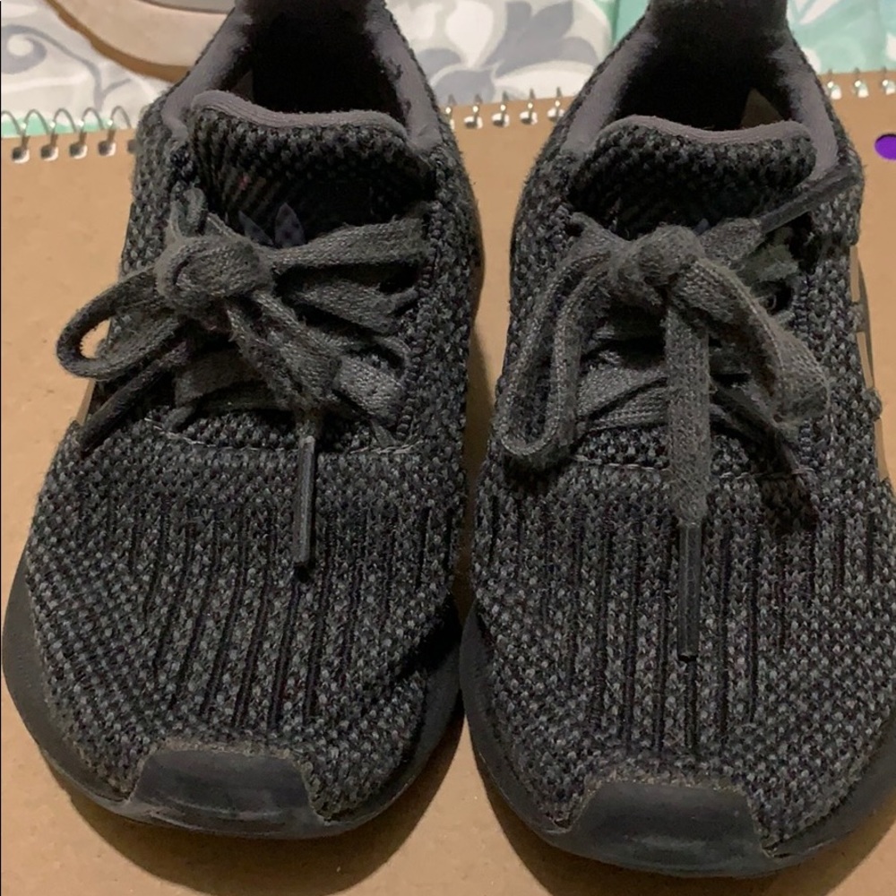 Toddler shoes